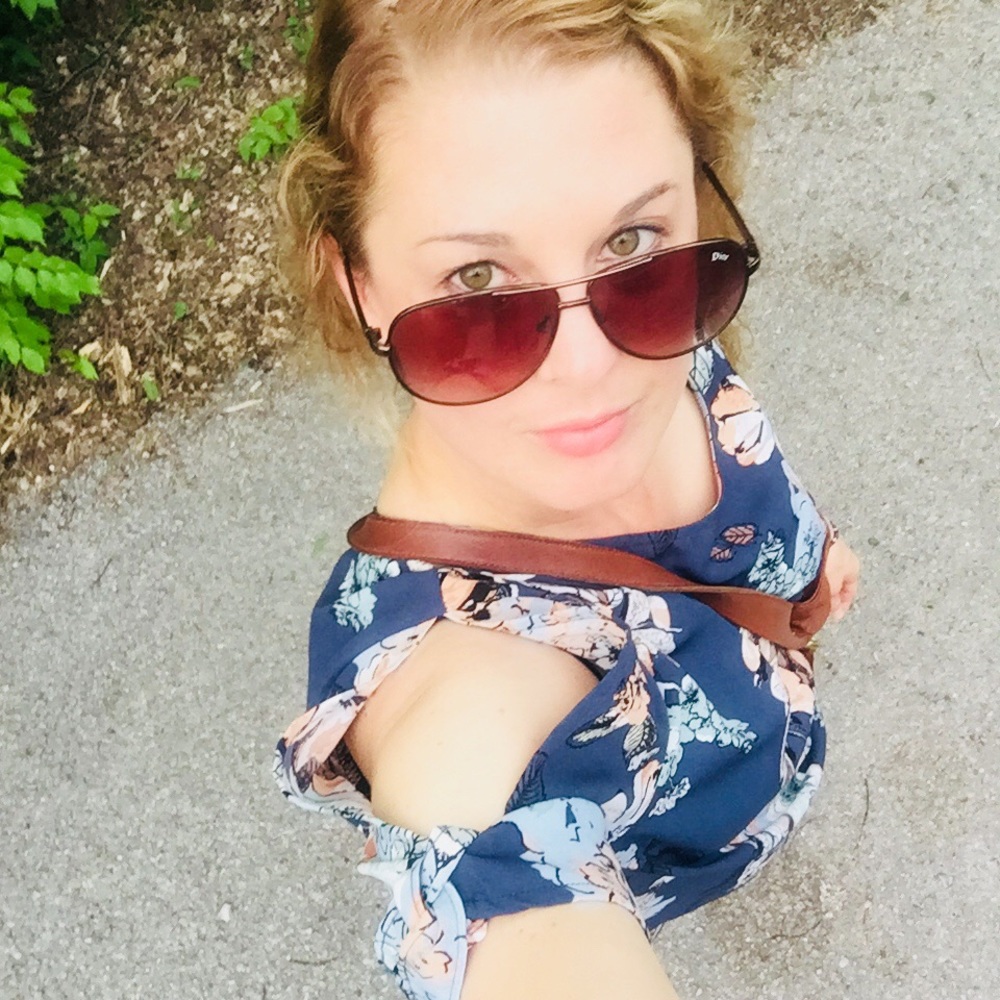 Meet your Posher, Rebecca